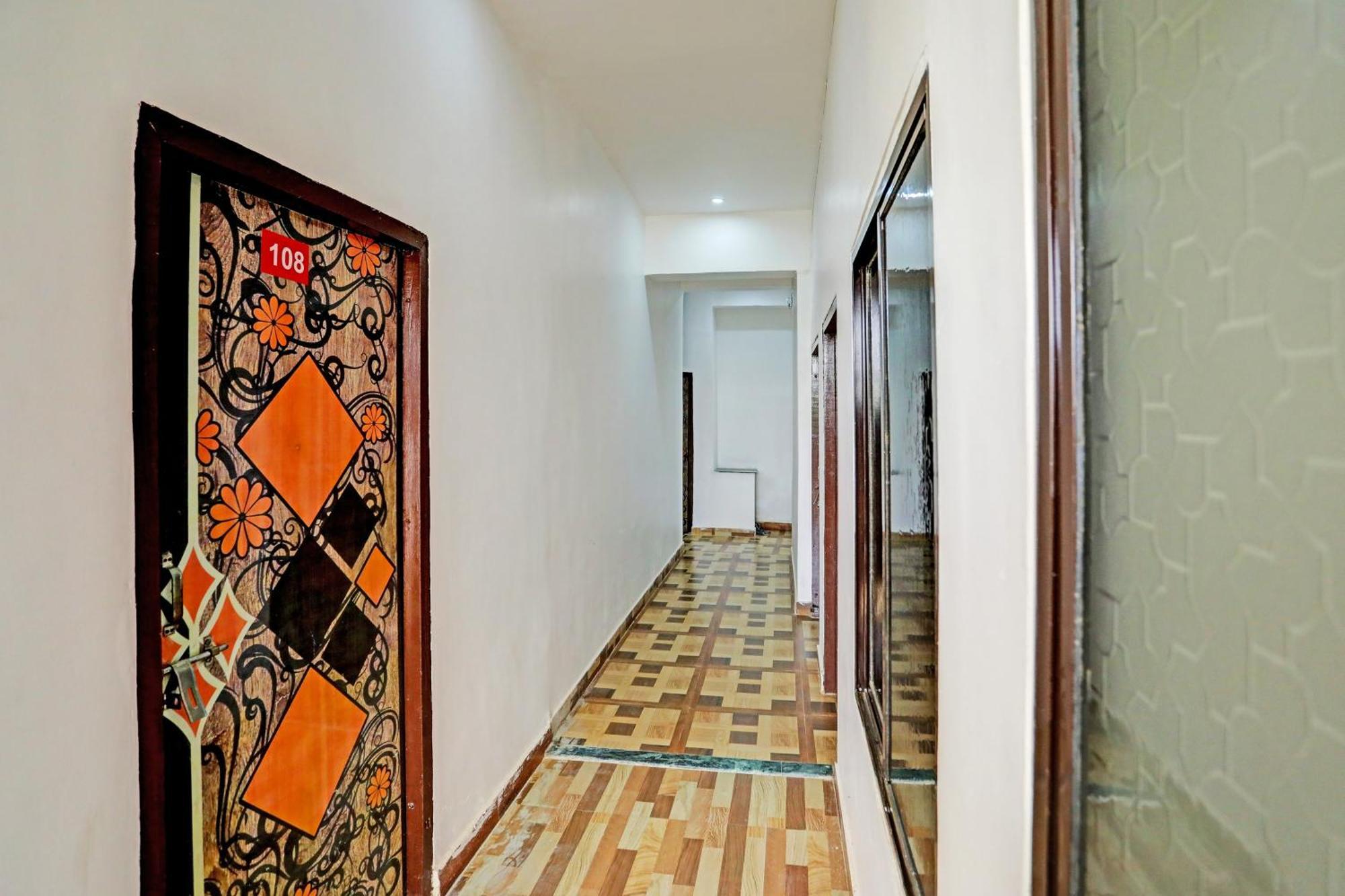 Hotel O Starlight Hotel